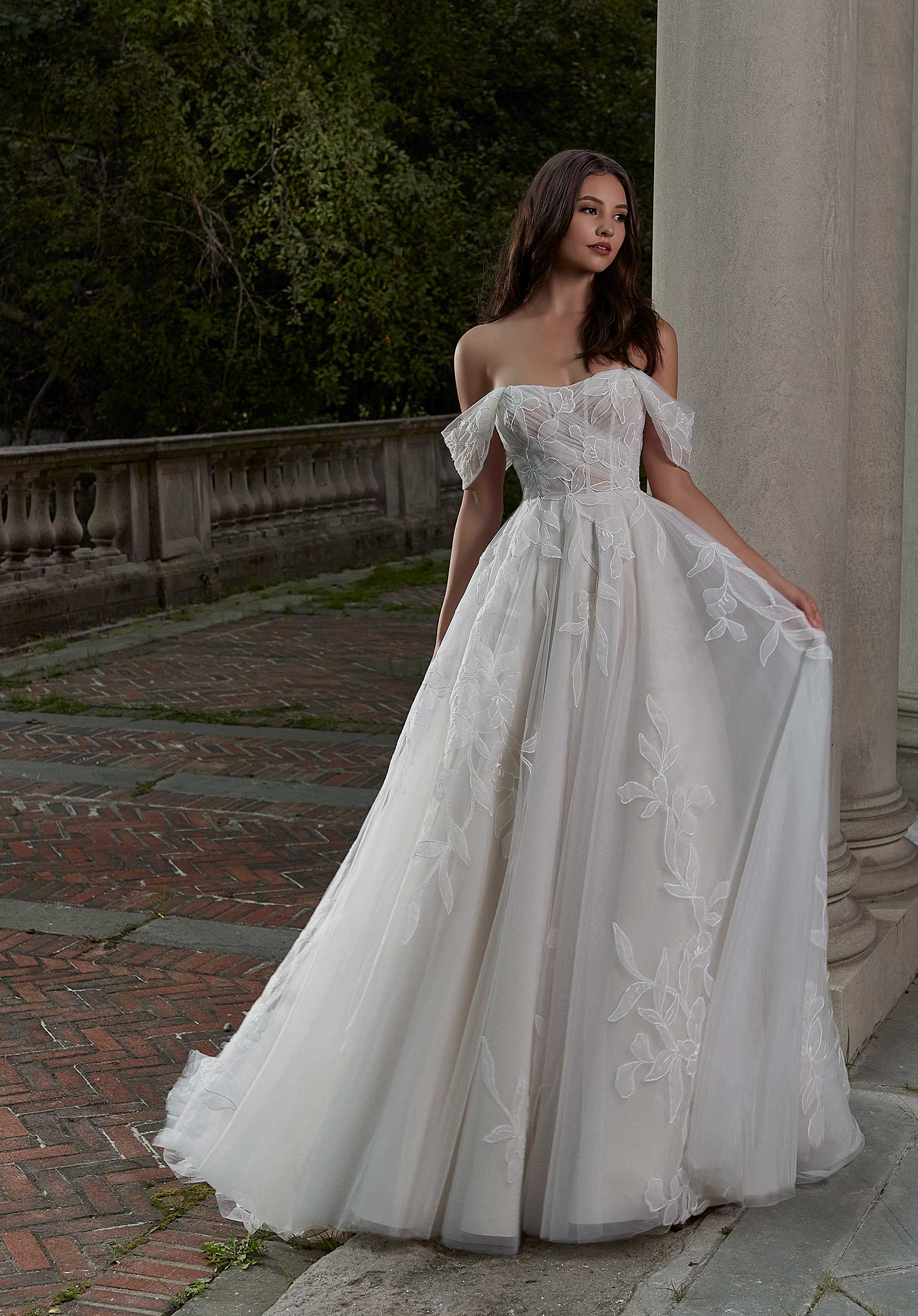 Wedding Dresses - 7000+ Stunning Wedding Dress Ideas | hitched.co.uk