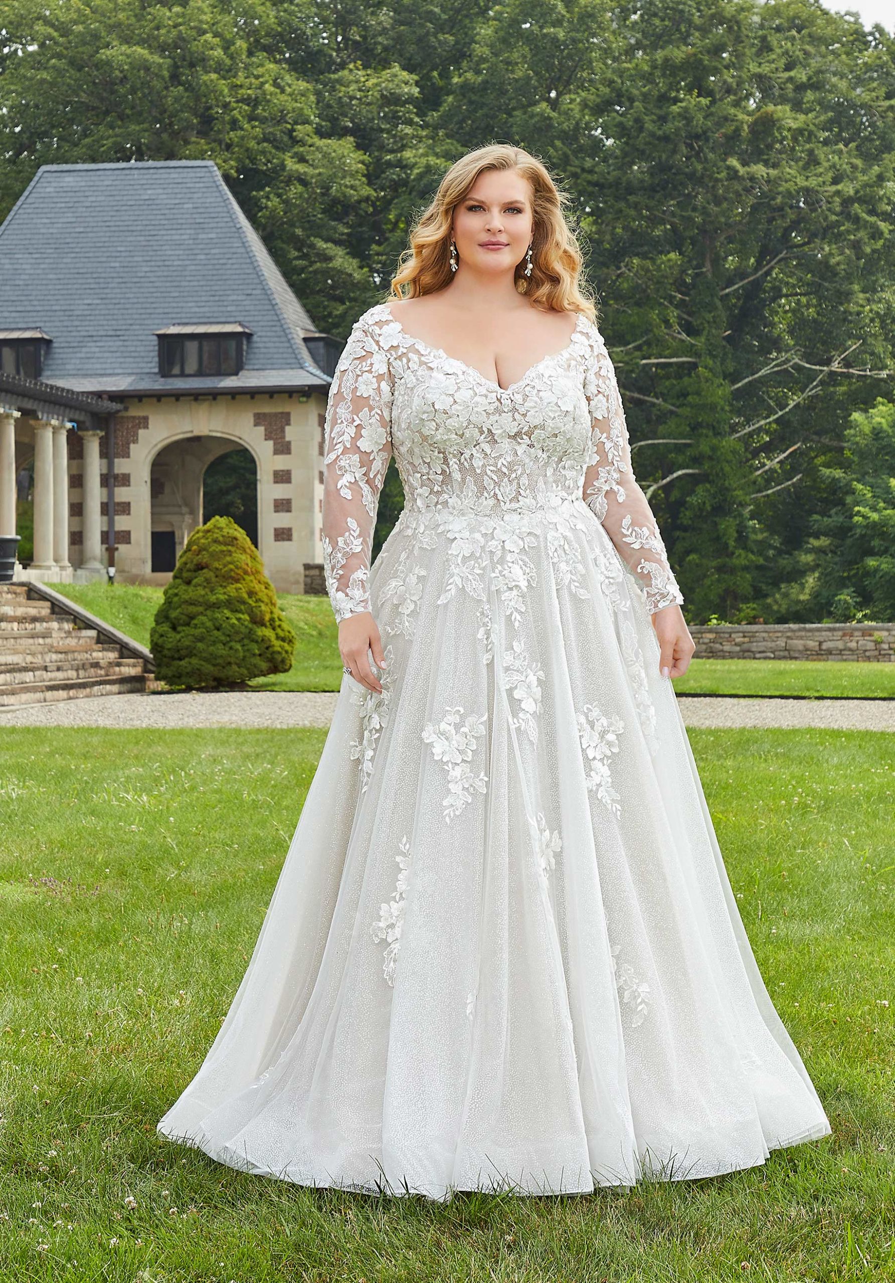 Plus size wedding dresses with sleeves hotsell